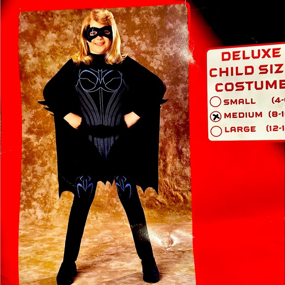 NEW BATGIRL HALLOWEEN COSTUME BLACK AGES 5-7 yrs - Picture 1 of 2